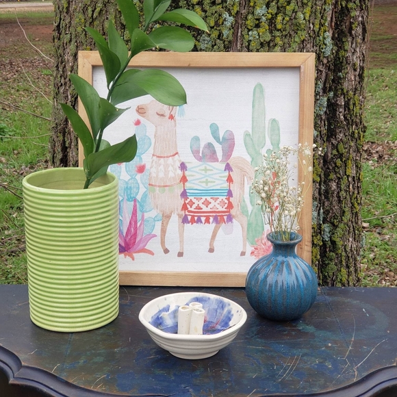 Green Ribbed Ceramic Planter - Picture 3 of 7